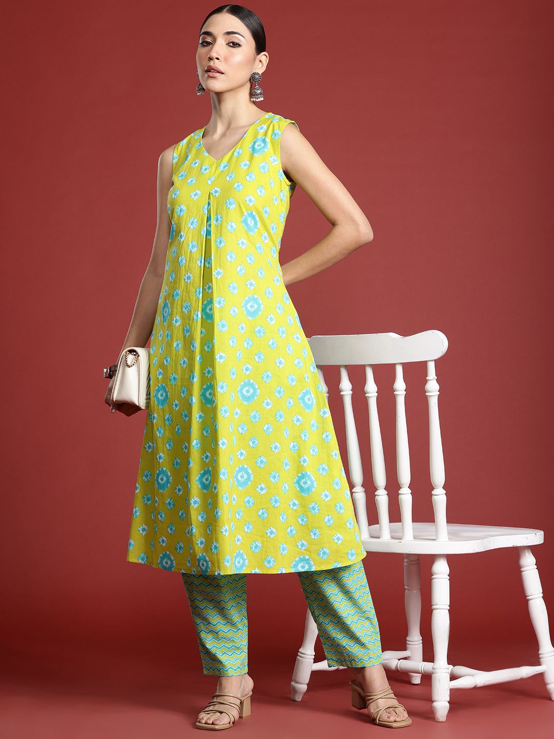 Indo Era Bandhani Printed Pure Cotton Kurta with Trousers