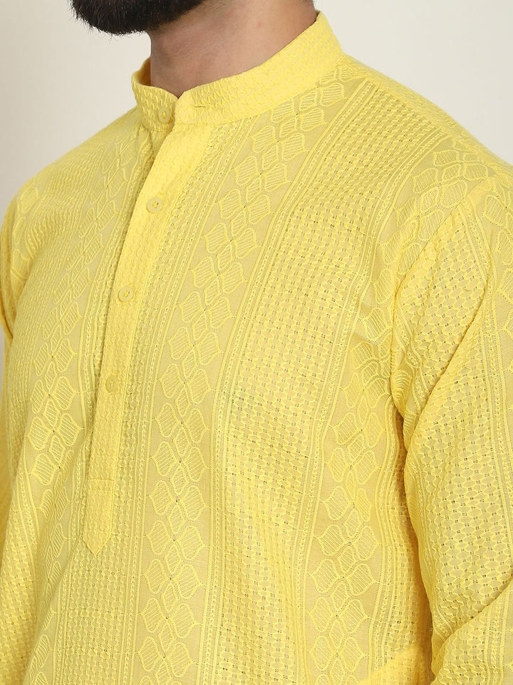 SOJANYA Geometric Embroidered Thread Work Pure Cotton Straight Kurta With Churidar