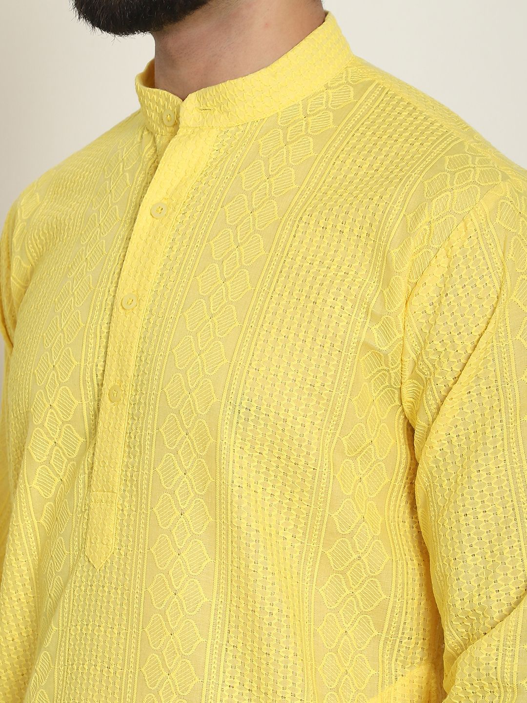 SOJANYA Geometric Embroidered Thread Work Pure Cotton Straight Kurta With Churidar