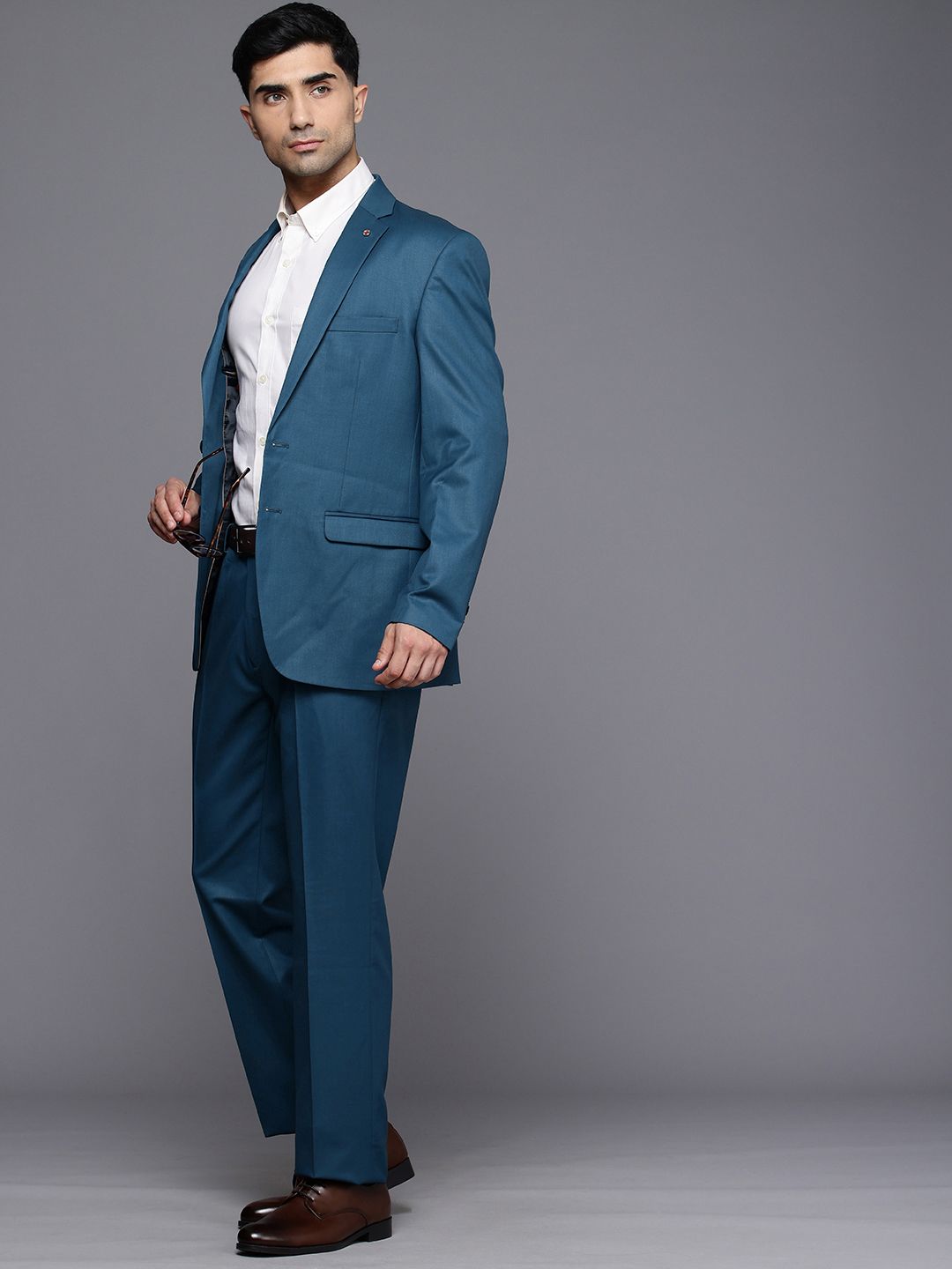 Raymond Single Breasted Contemporary Fit 2 Piece Formal Suits