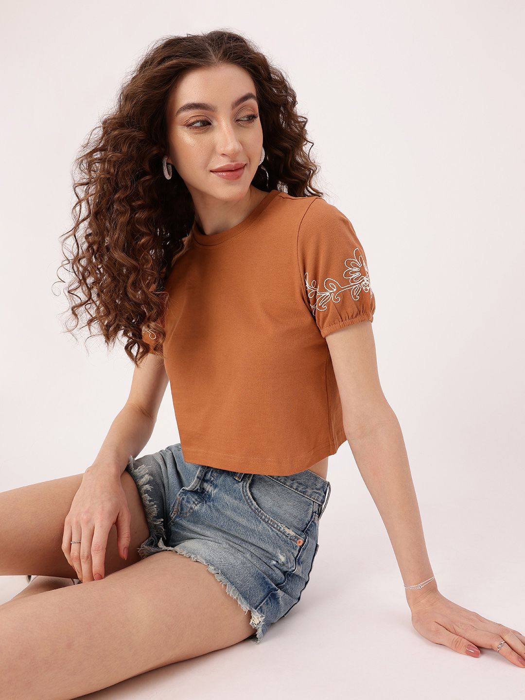 DressBerry Cute Femi Embroidered Charm Crop Top