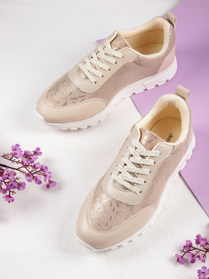 DressBerry Women Floral Printed Sneakers