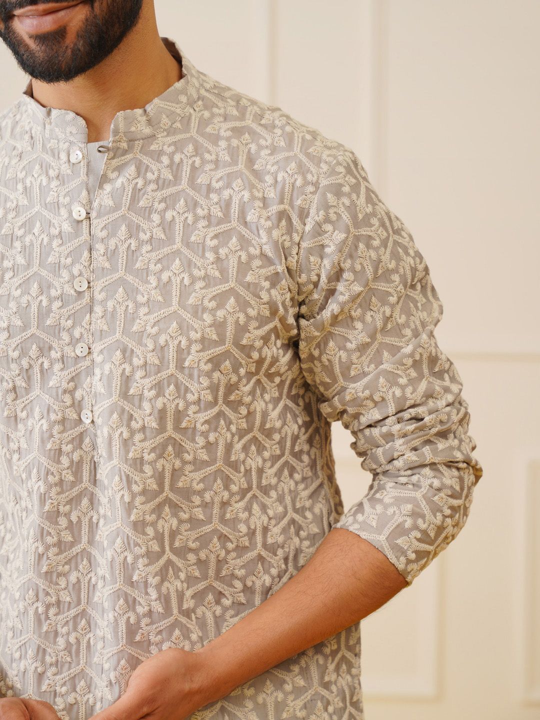 Jompers Ethnic Motifs Embroidered Regular Chikankari Kurta with Pyjamas