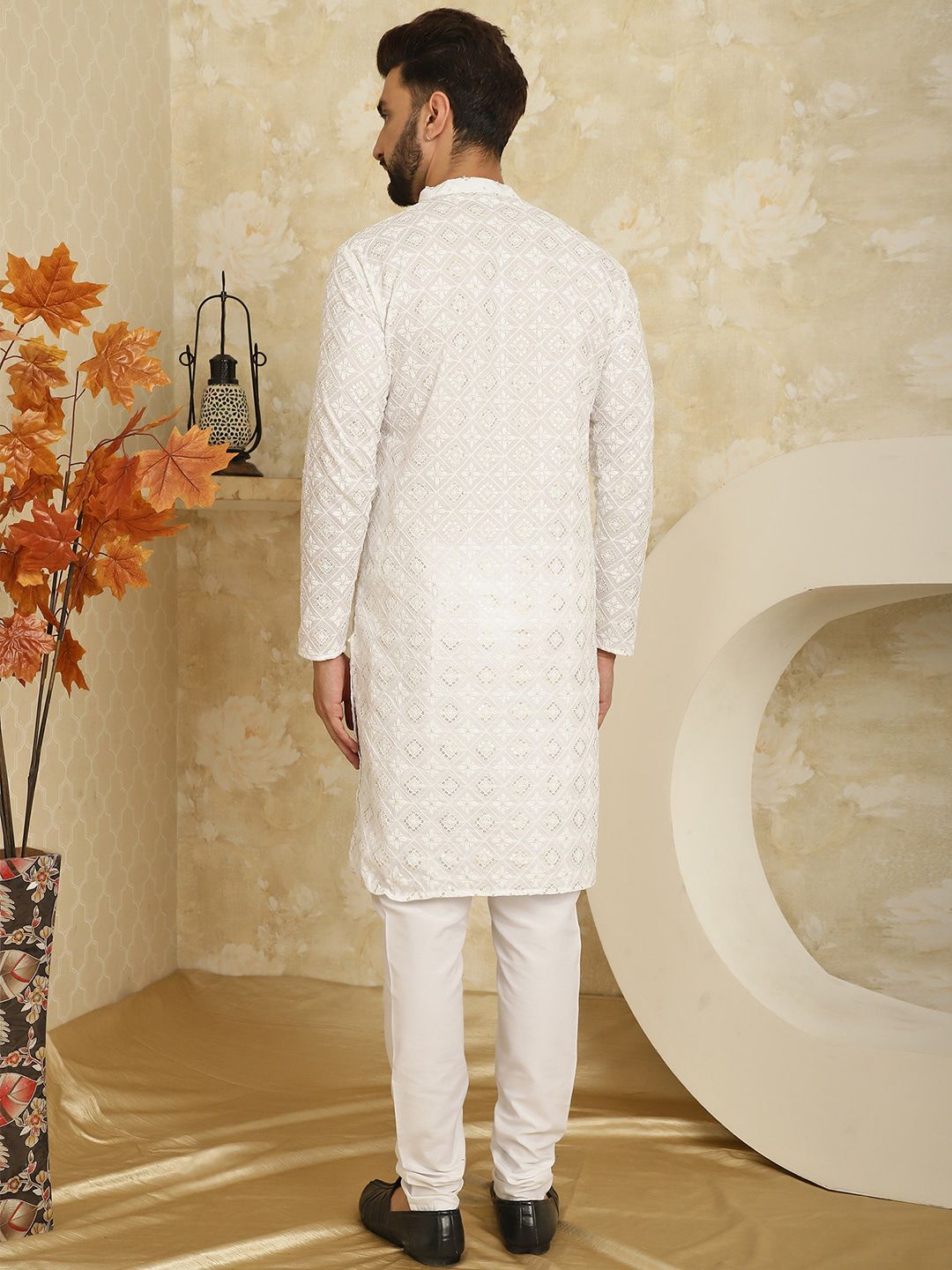 SOJANYA Kurta Kapas Tulen Sulam Geometrik dengan Churidar