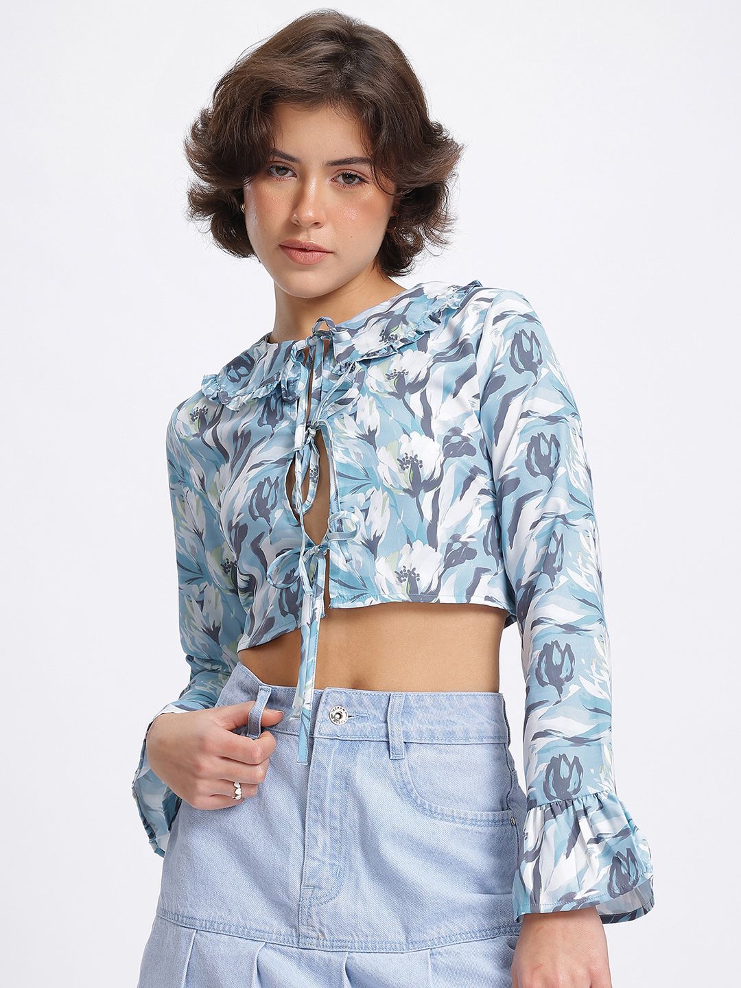 DressBerry Vintage Vibes Floral Tie-Up Neck Crop Top