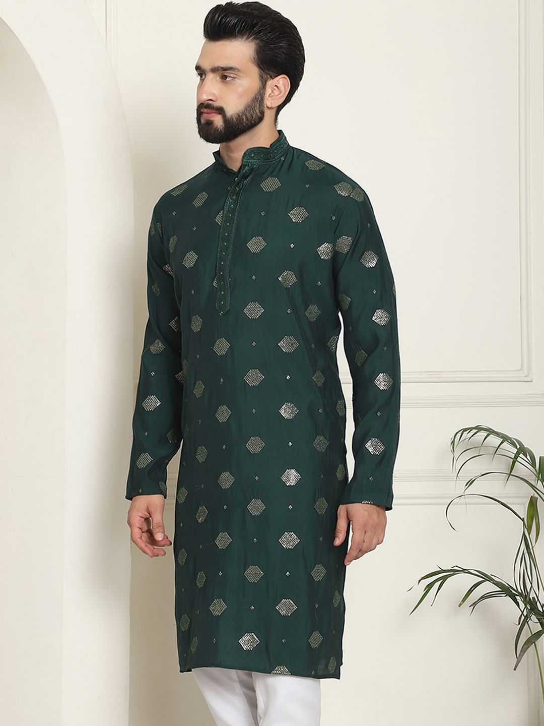 SOJANYA Men  Cotton Silk Sequinned Embroidered Green Long Geometric Thread Work Kurta