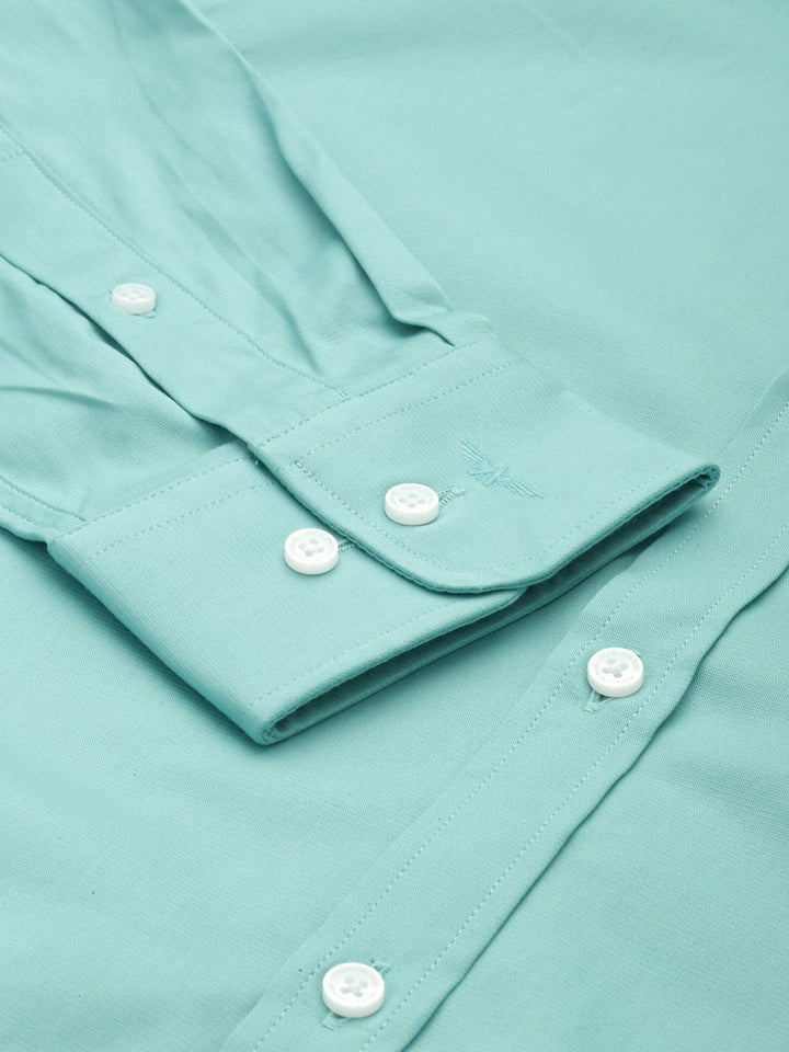 Park Avenue Solid Slim Fit Formal Shirt
