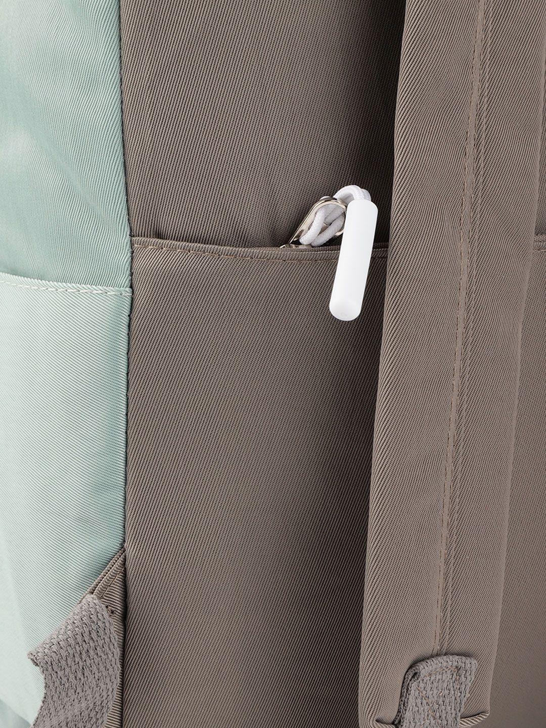 Lino Perros Women Grey & Sea Green Colourblocked Laptop Backpack