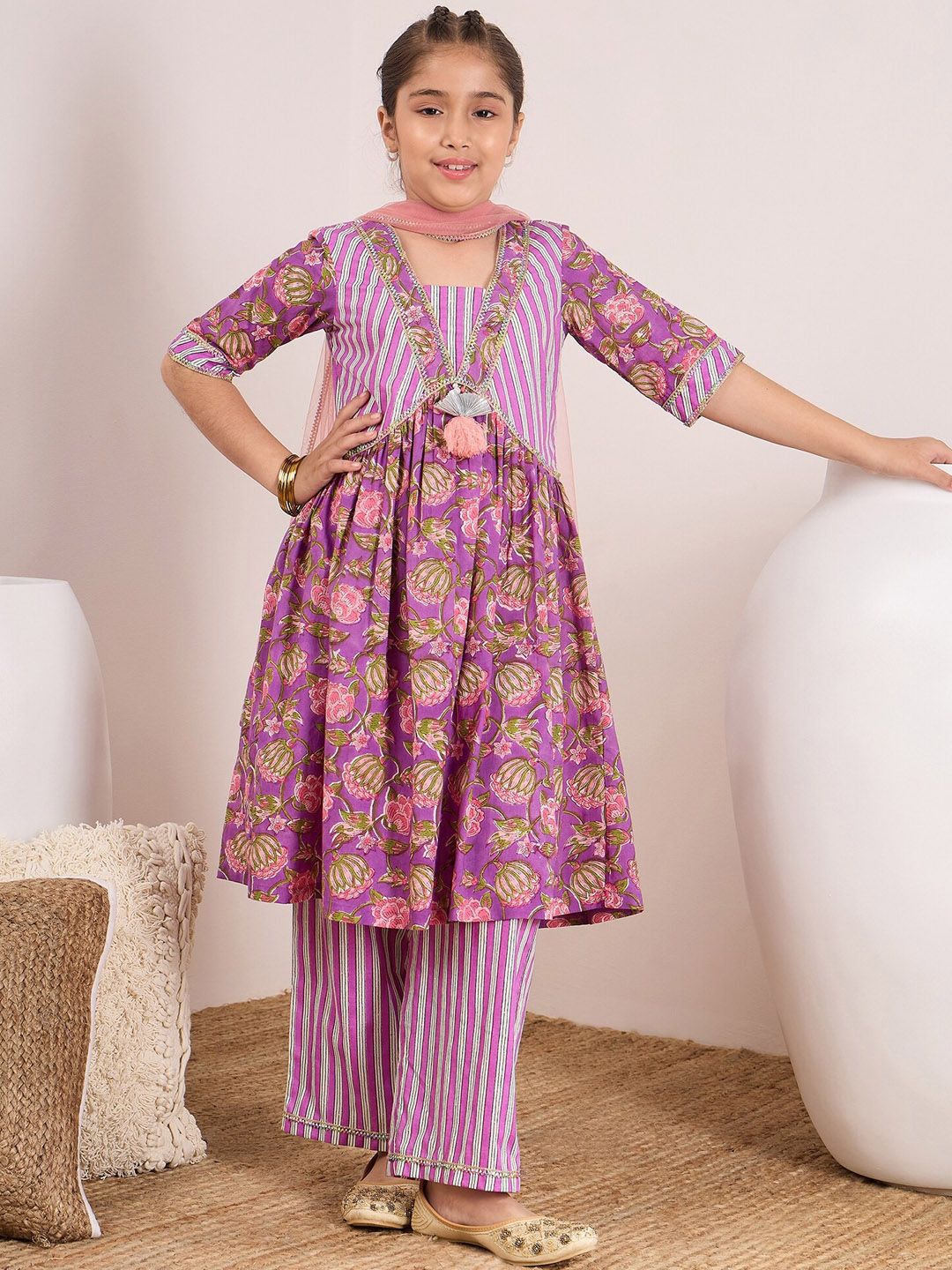 pspeaches Girls Floral Printed Gotta Patti Pure Cotton Kurta & Palazzos With Dupatta