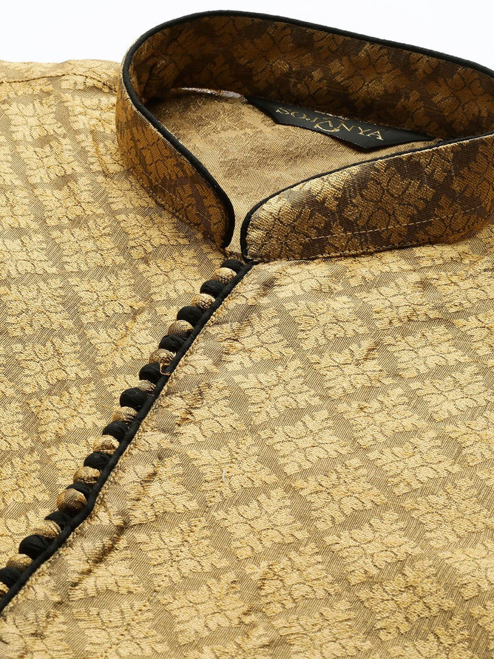 SOJANYA Men Golden Woven Design Straight Kurta