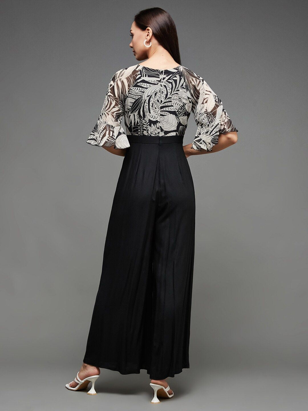 Miss Chase Black White Printed V-Neck Bell Sleeves Basic Jumpsuit