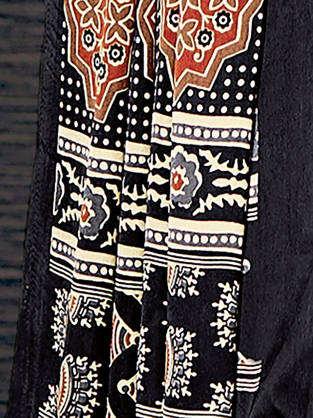 Saree mall Black & Off White Ajrak Printed Block Print Saree