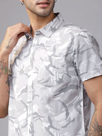 HIGHLANDER Men White & Grey Slim Fit Camouflage Printed Casual Shirt