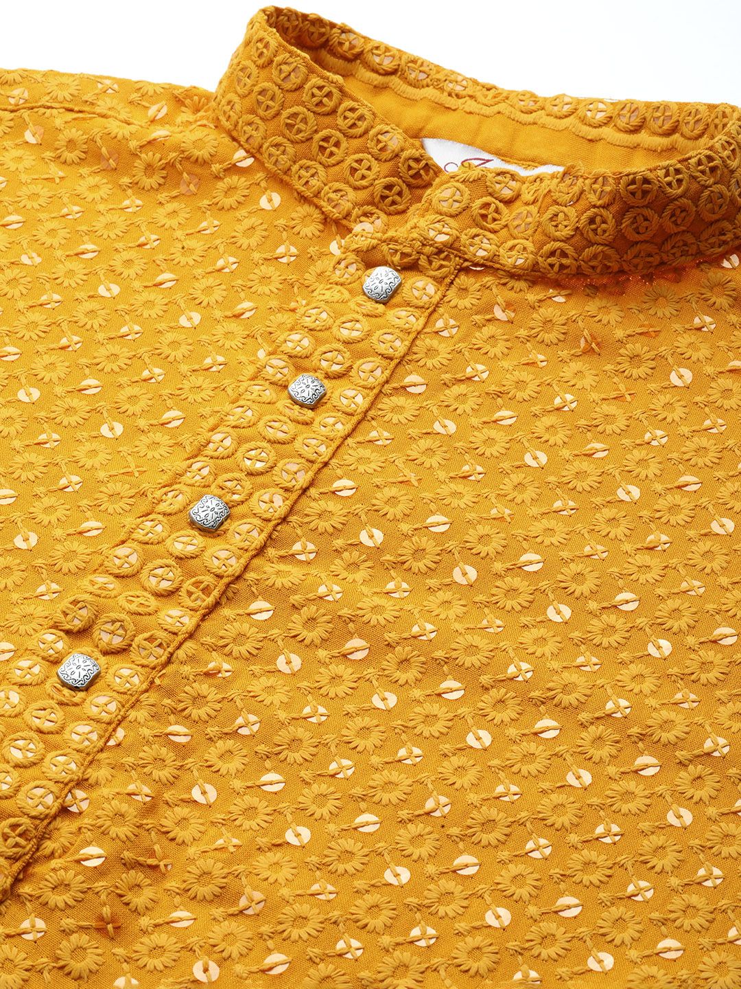 Jompers Men Floral Embroidered Chikankari Pure Cotton Kurta with Pyjamas
