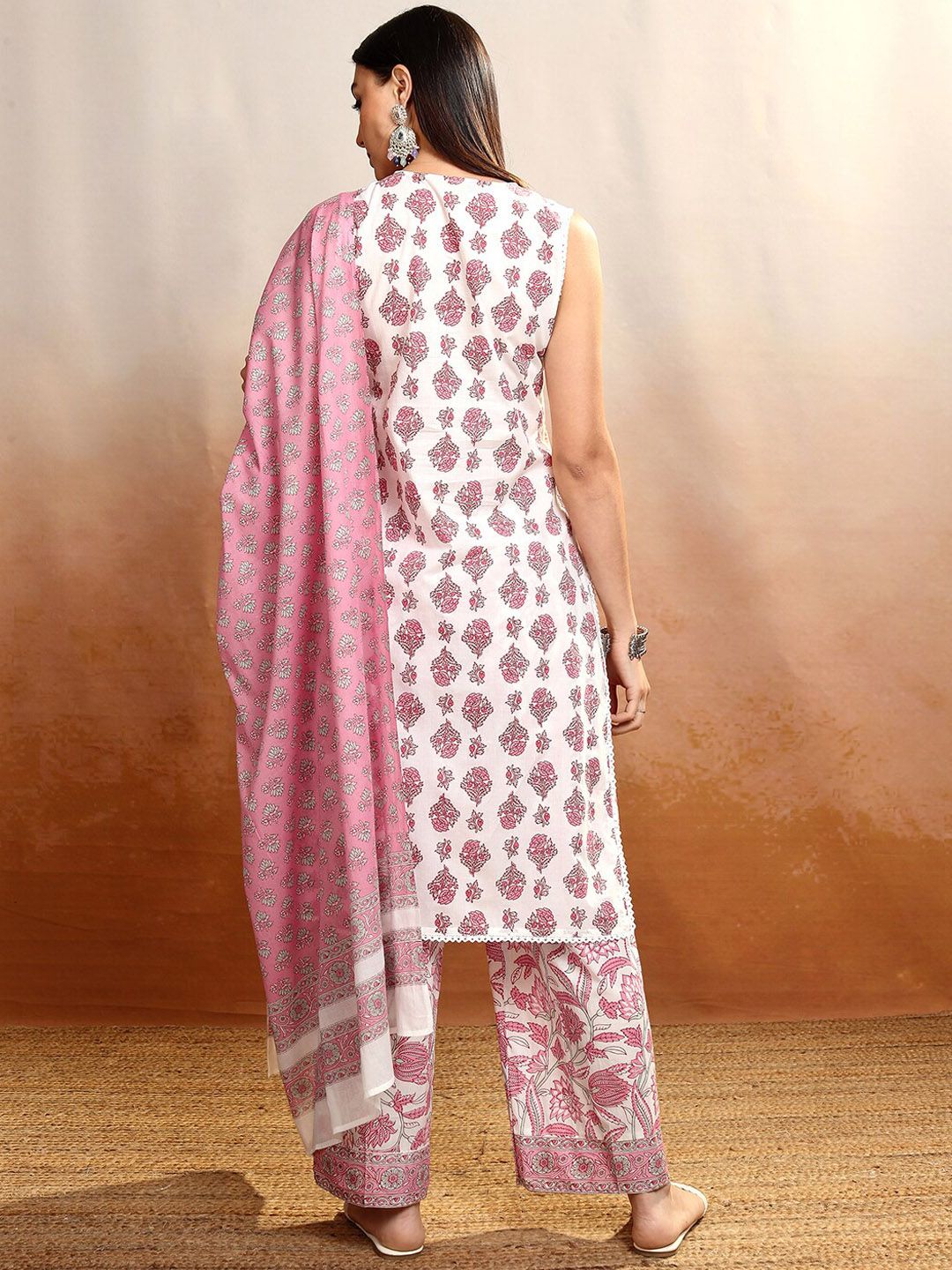 Vishudh Women Floral Printed Regular Pure Cotton Kurta with Palazzos & With Dupatta