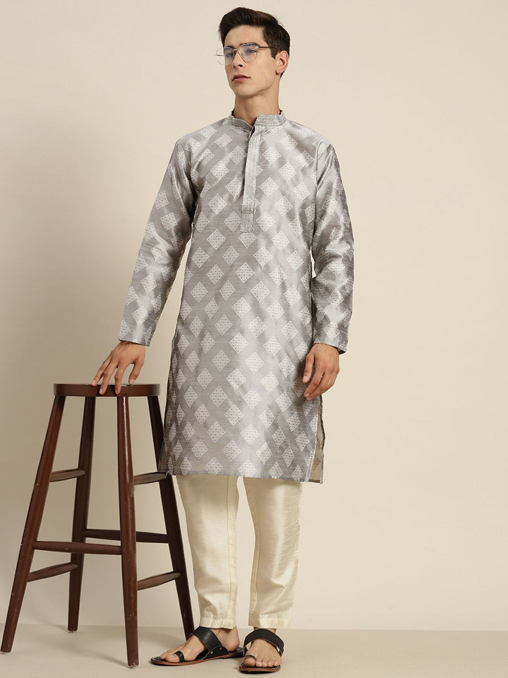 SOJANYA Ethnic Motifs Kantha Work Pastel Silk Cotton Kurta