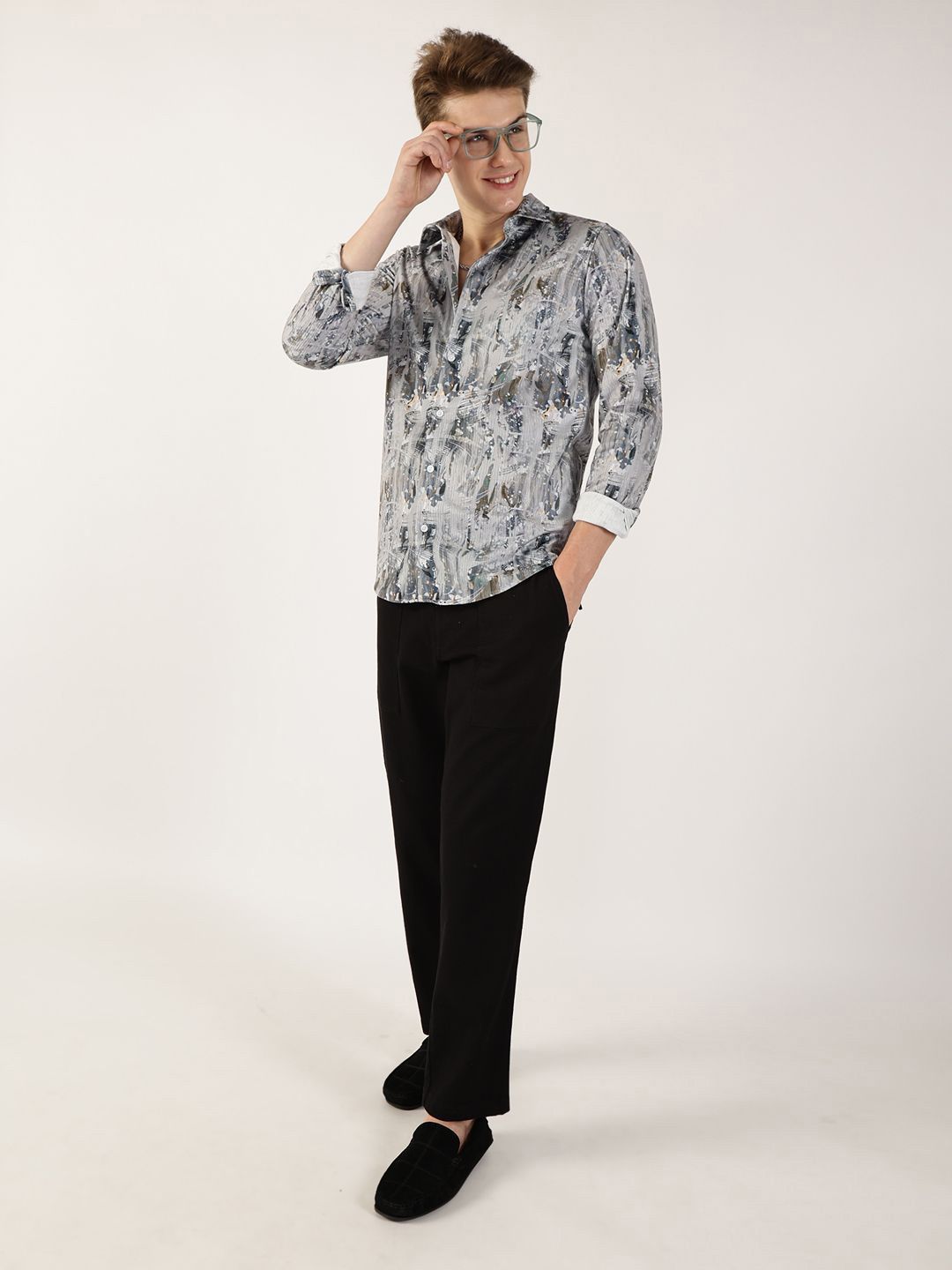Thomas Scott Men Premium Fit Cutaway Collar Abstract Printed Cotton Casual Shirt