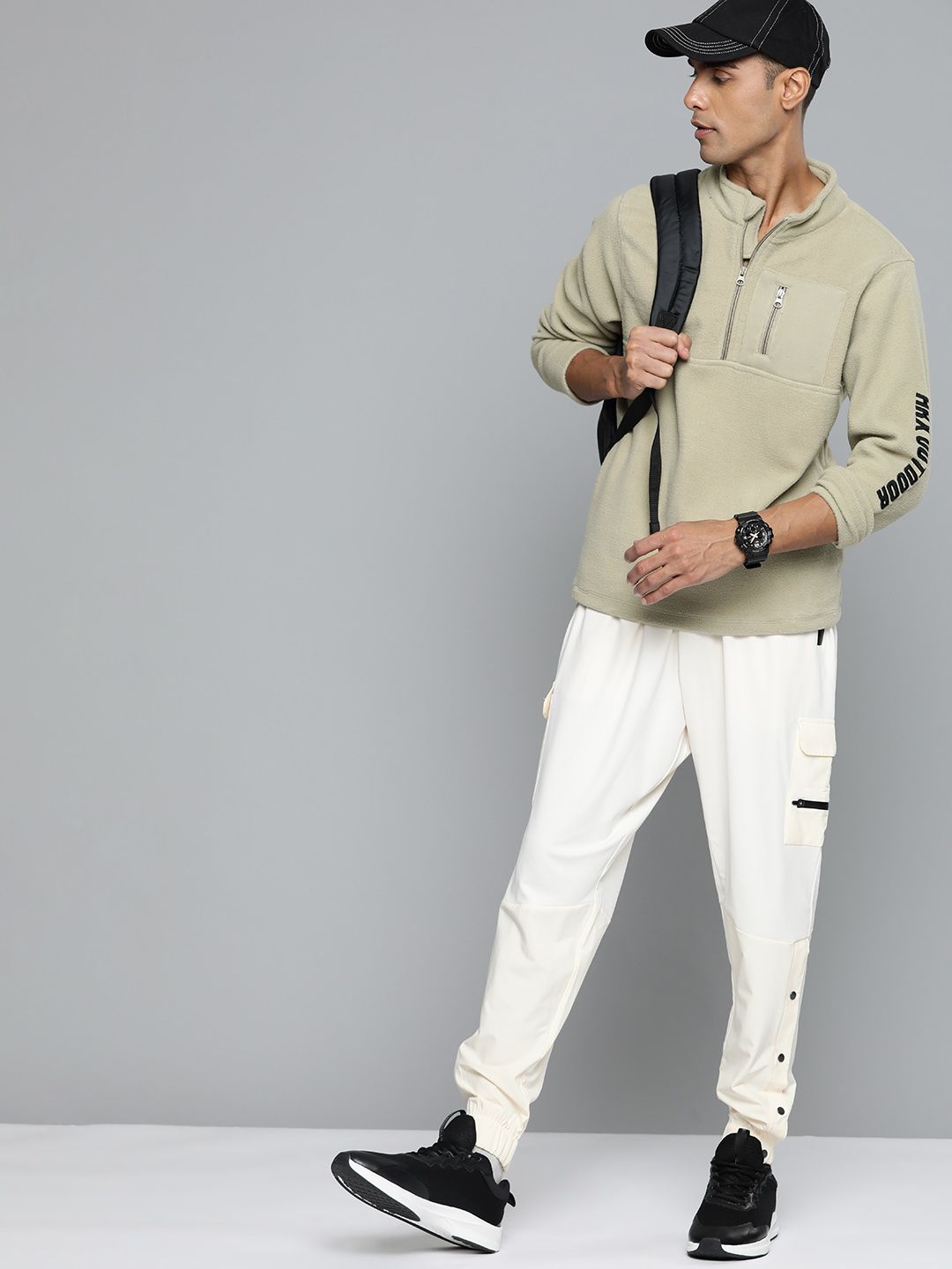 HRX by Hrithik Roshan Men Fleece Sweatshirt