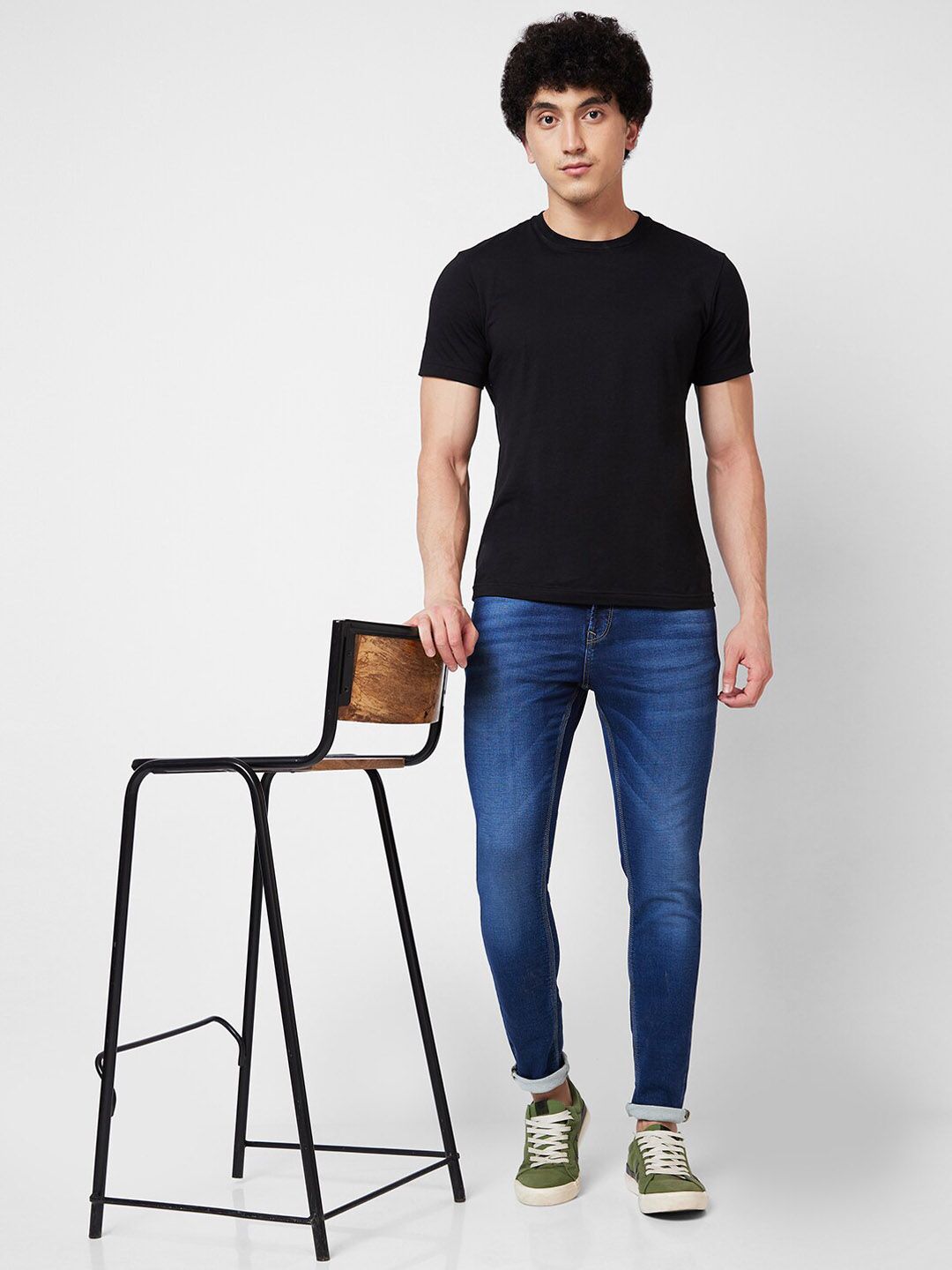 SPYKAR Men Slim Fit Low-Rise Heavy Fade Clean Look Whiskers Cotton Jeans