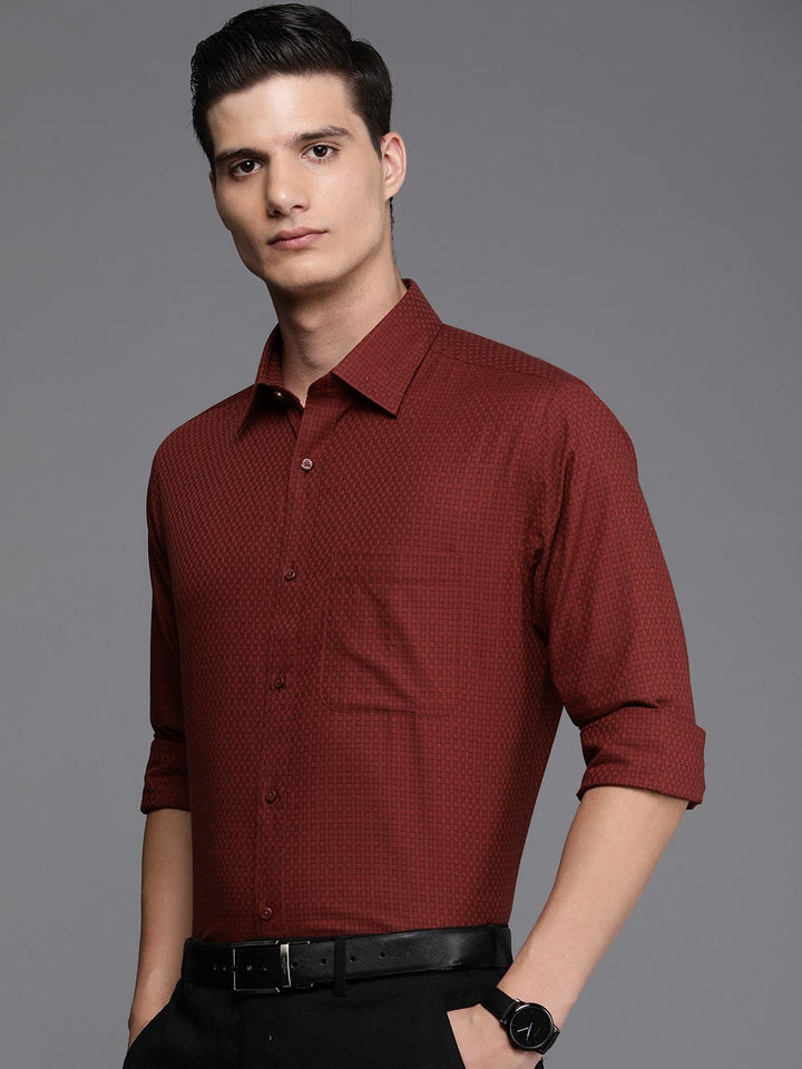 Raymond Slim Fit Geometric Printed Pure Cotton Formal Shirt