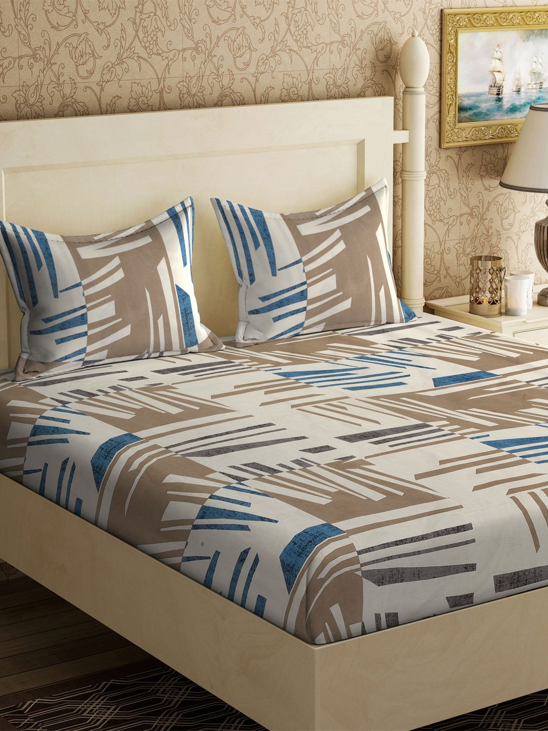KLOTTHE White Abstract Cotton 300 TC King Fine Bedsheet with 2 Pillow Covers-98 x 89 inches