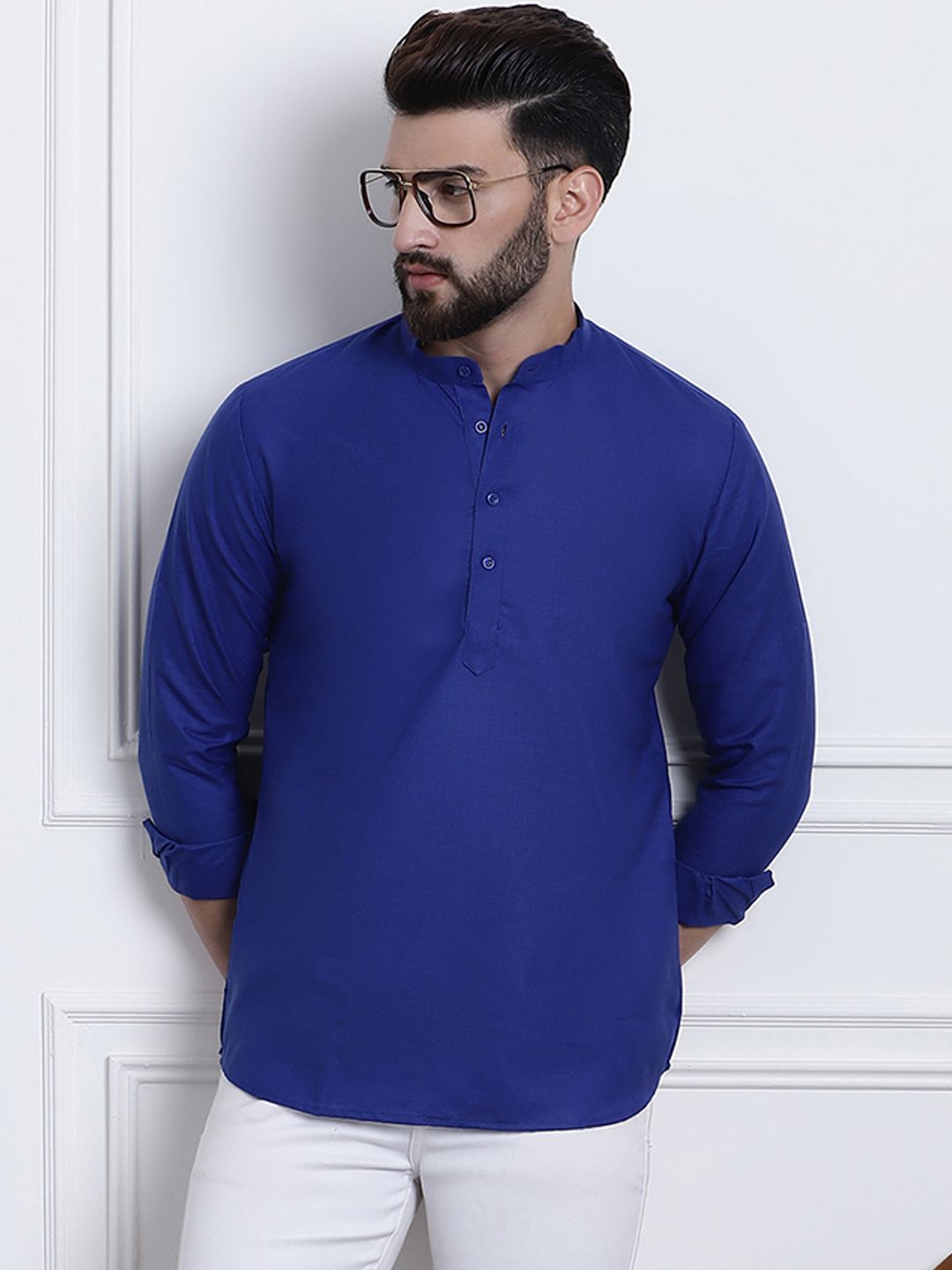 SOJANYA Men Solid Cotton Blend Kurta