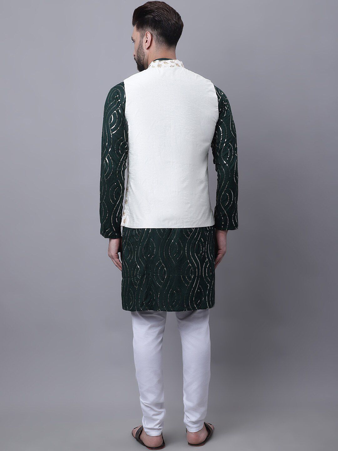 SOJANYA Men Ethnic Motifs Embroidered Pure Cotton Kurta With Pyjamas & Nehru Jacket
