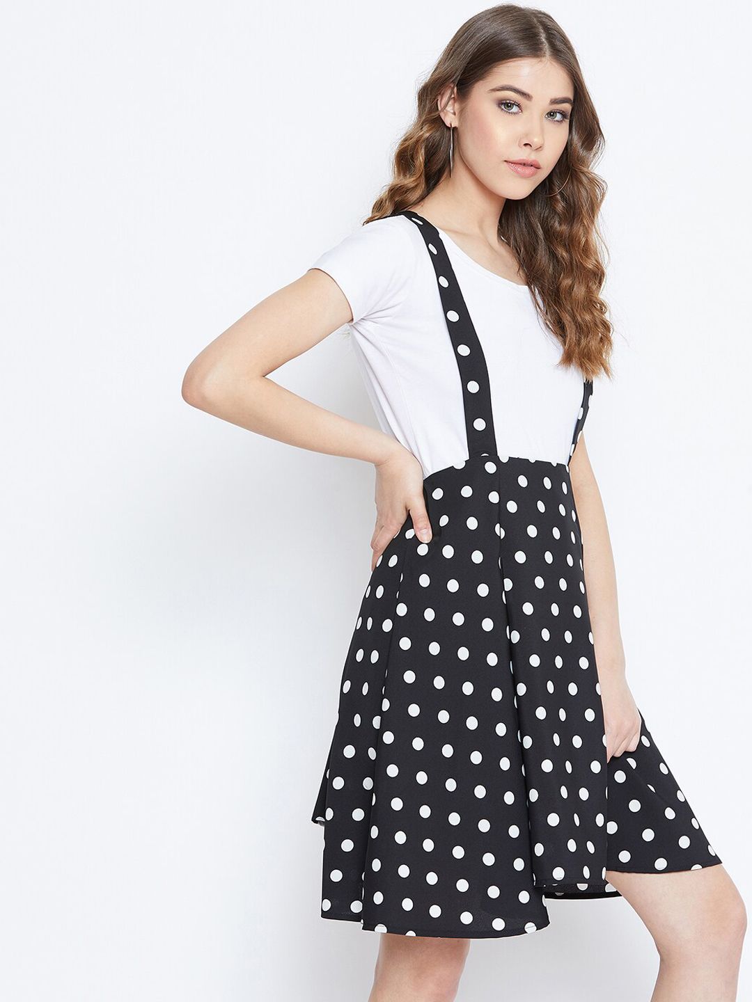 Berrylush Women Black & White Printed Flared Skirt