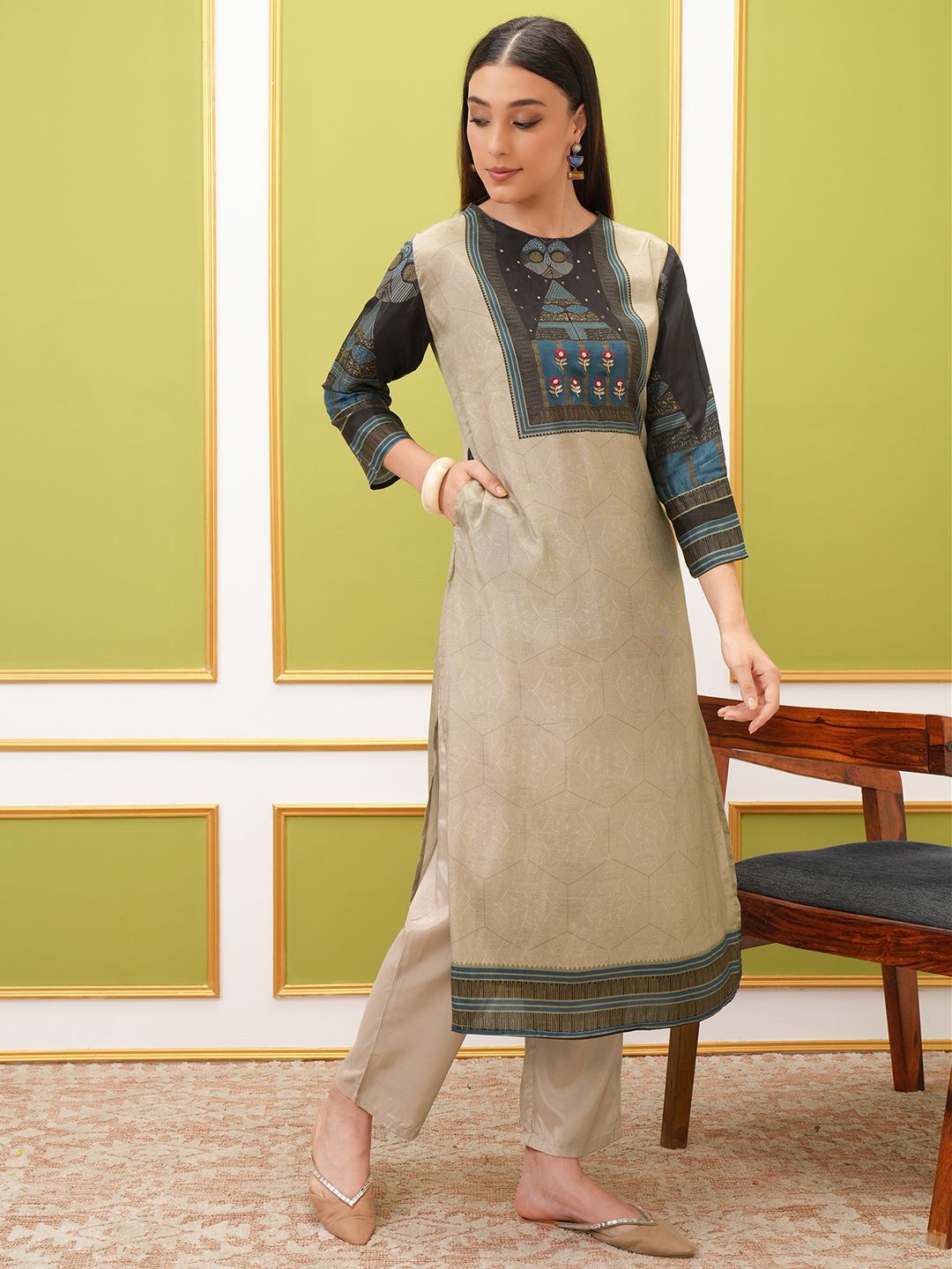 Vishudh Printed Regular Kurta with Trousers & With Dupatta