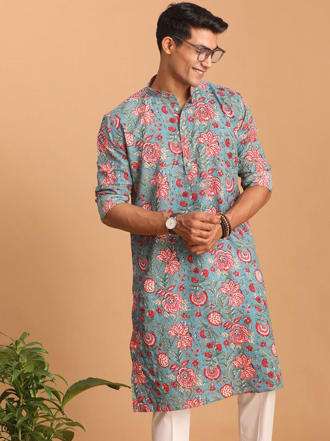 VASTRAMAY Floral Printed Thread Work Pure Cotton Kurta