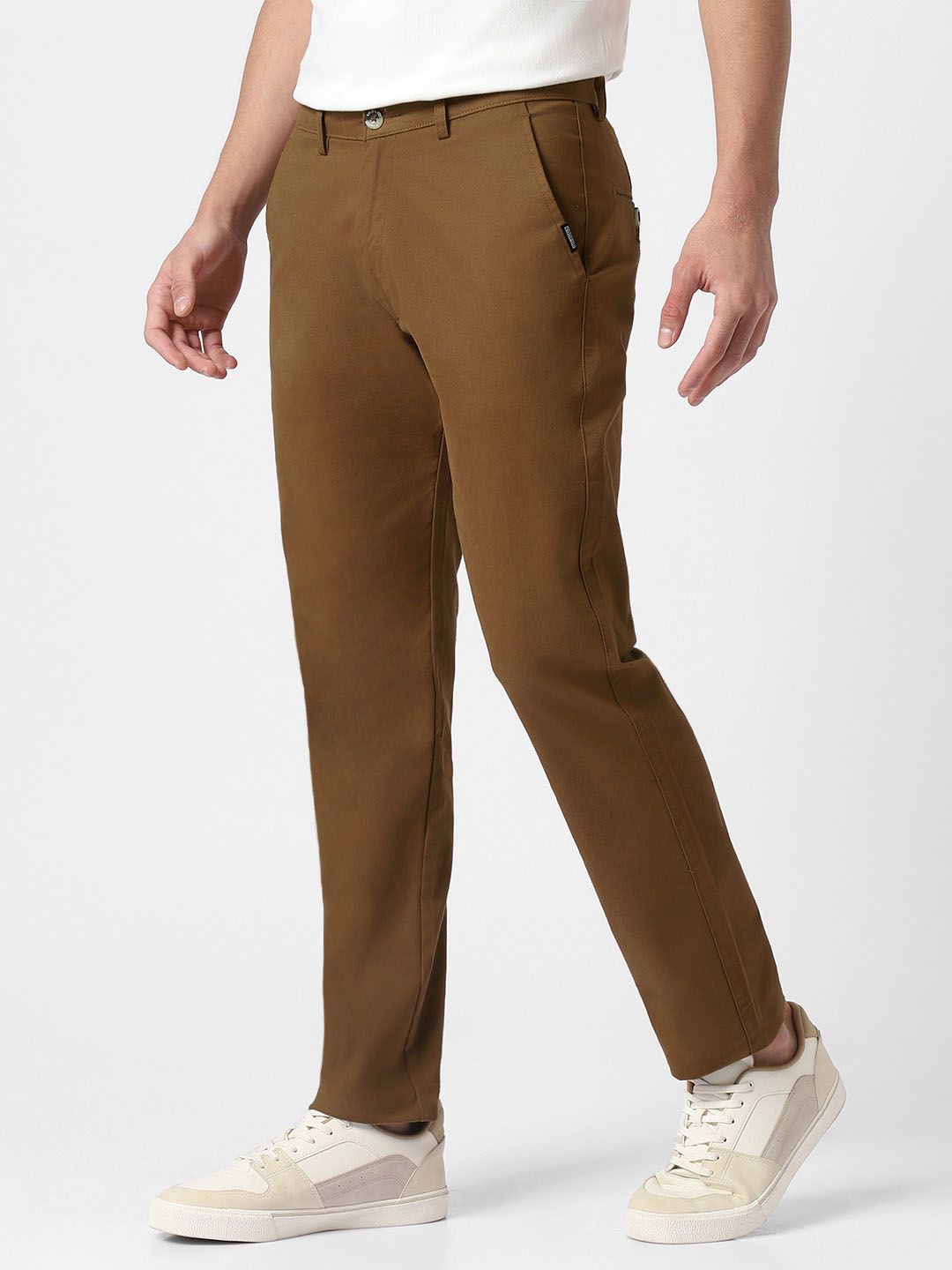 Urbano Fashion Men Brown Slim Fit Solid Pure Cotton Chinos