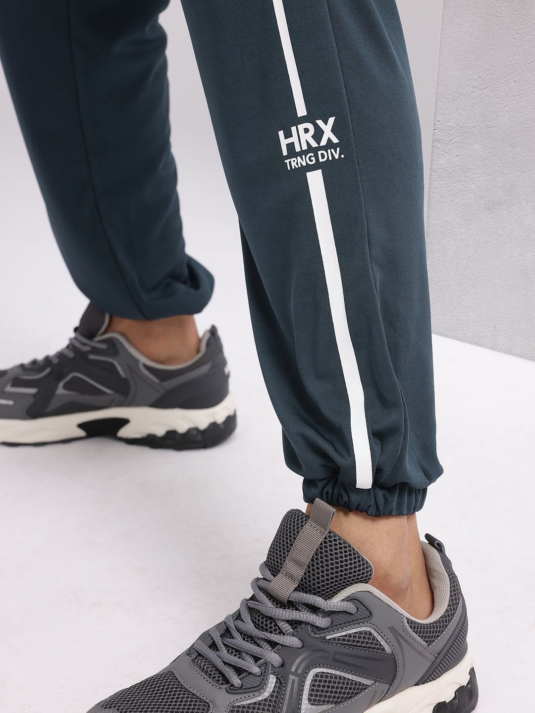 HRX by Hrithik Roshan Men Printed Detail Training Joggers