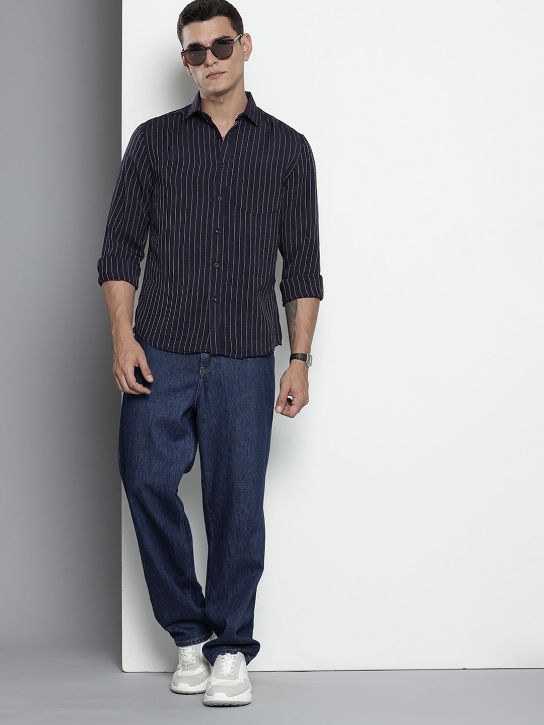 The Indian Garage Co Slim Fit Vertical Striped Casual Shirt