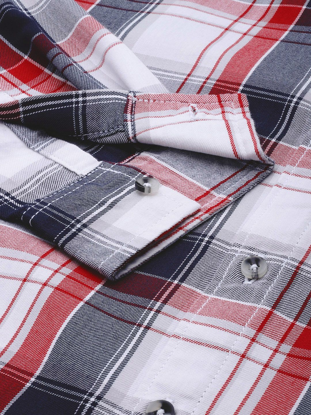 The Indian Garage Co Men Checked Casual Shirt