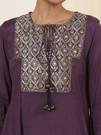 W Ethnic Motifs Yoke Design Thread Work A-Line Kurta