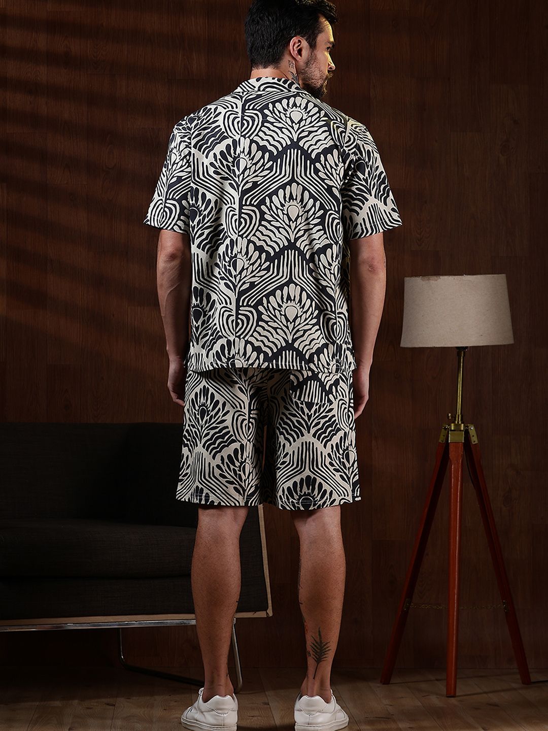 Eszett Ethnic Motifs Printed Spread Collar Pure Cotton Shirt With Shorts Co-Ord Set
