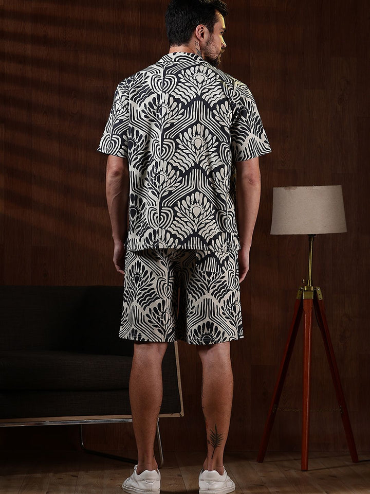 Eszett Ethnic Motifs Printed Spread Collar Pure Cotton Shirt With Shorts Co-Ord Set