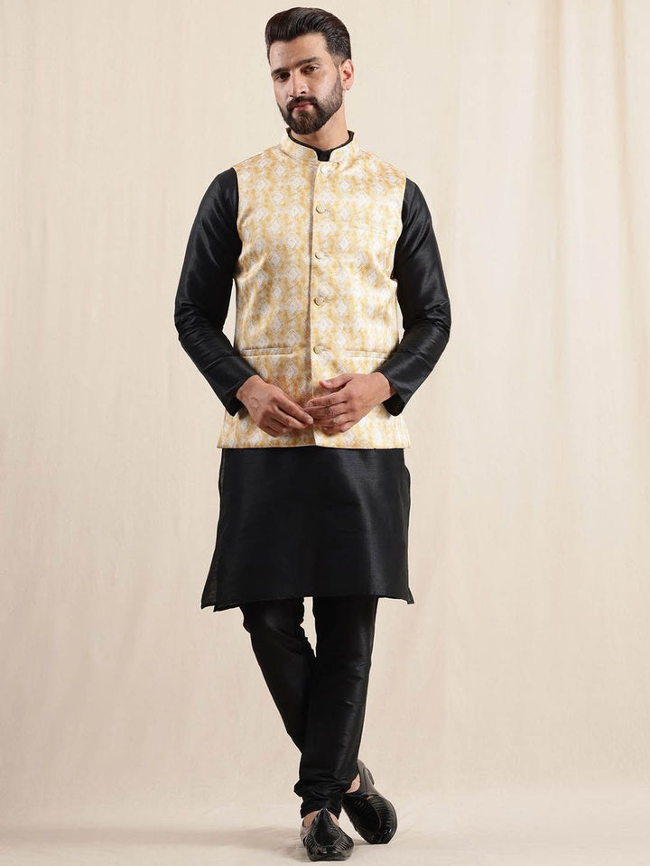 Anouk Men Regular Kurta with Pyjamas & Nehru Jacket