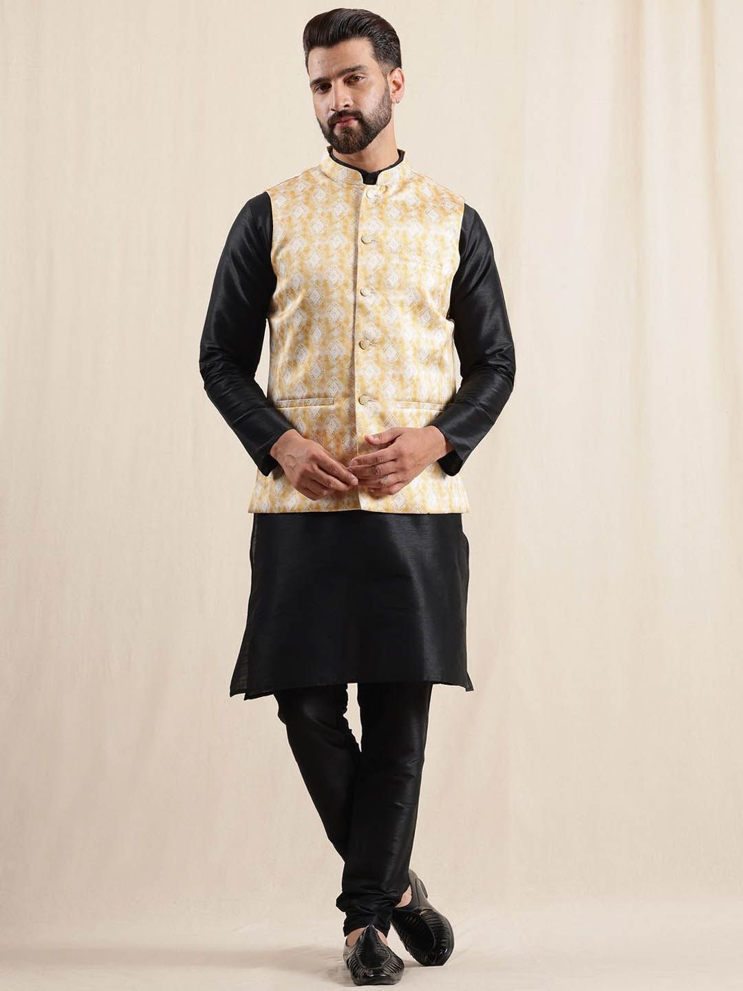 Anouk Men Regular Kurta with Pyjamas & Nehru Jacket