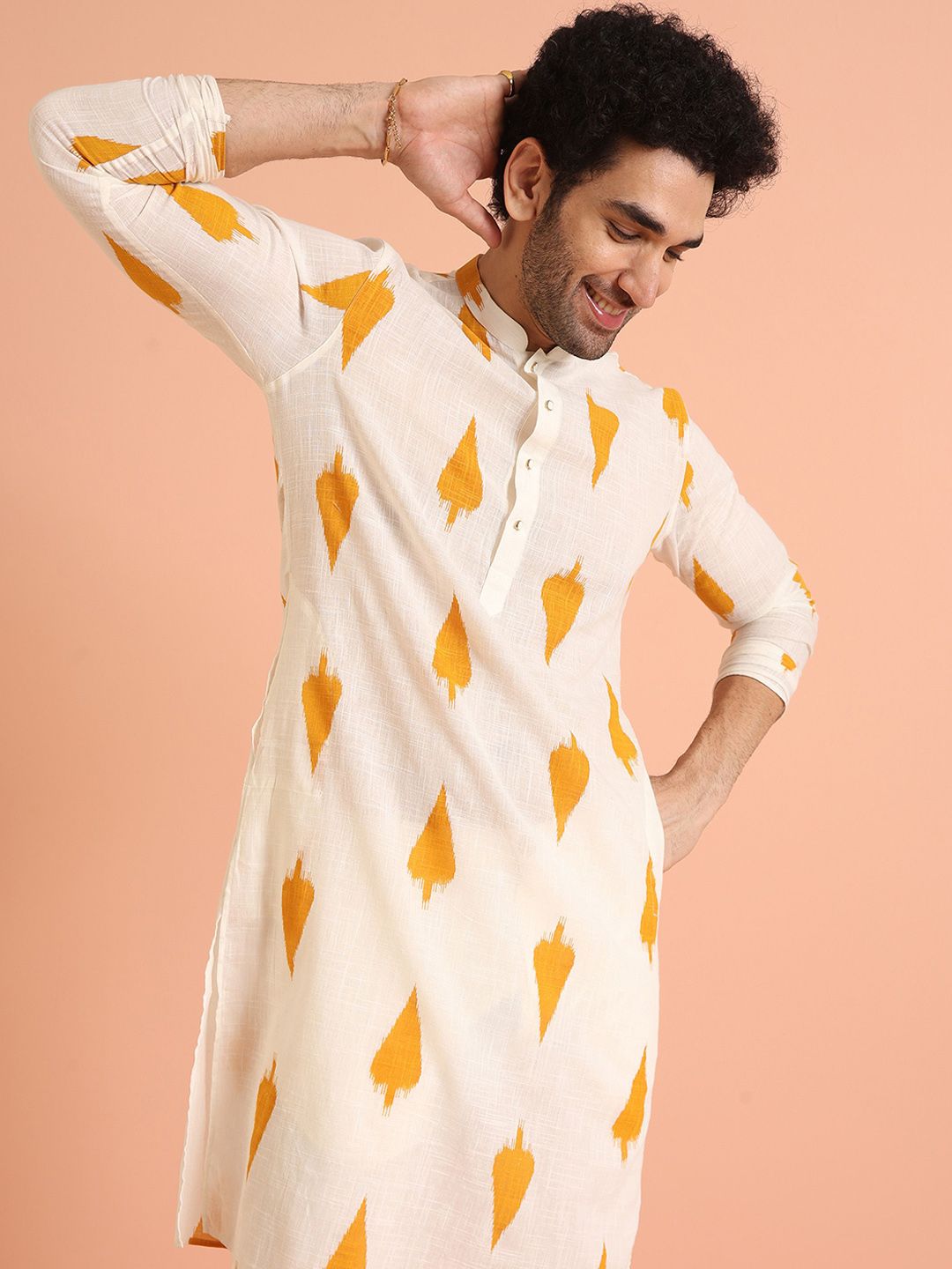 KISAH Men Printed Regular Kurta with Trousers Set