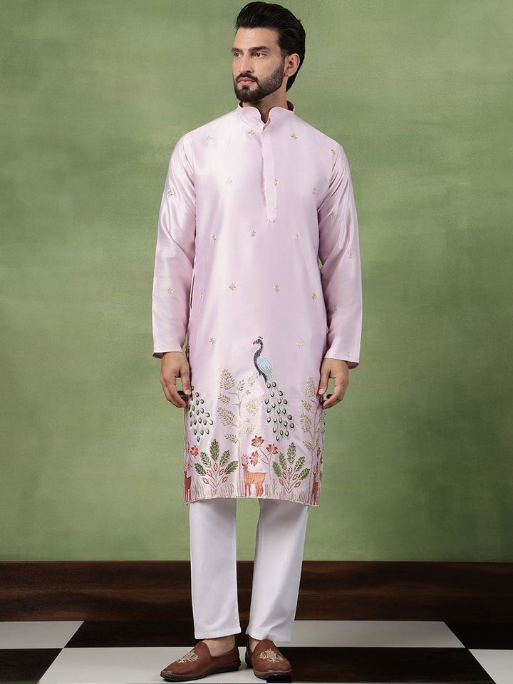 SOJANYA Men Floral Embroidered Thread Work Kurta