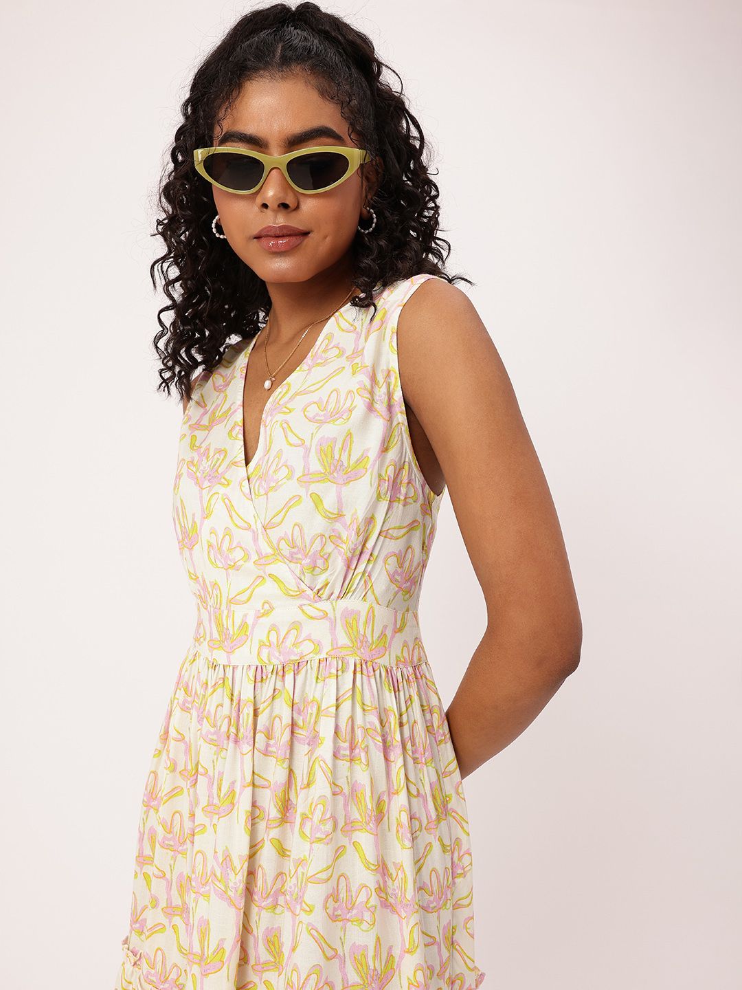 DressBerry Whimsical Charm Floral Printed Gathers Flounce Hem A-line Dress