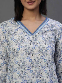 AURELIA Floral Printed V-Neck Straight Kurti