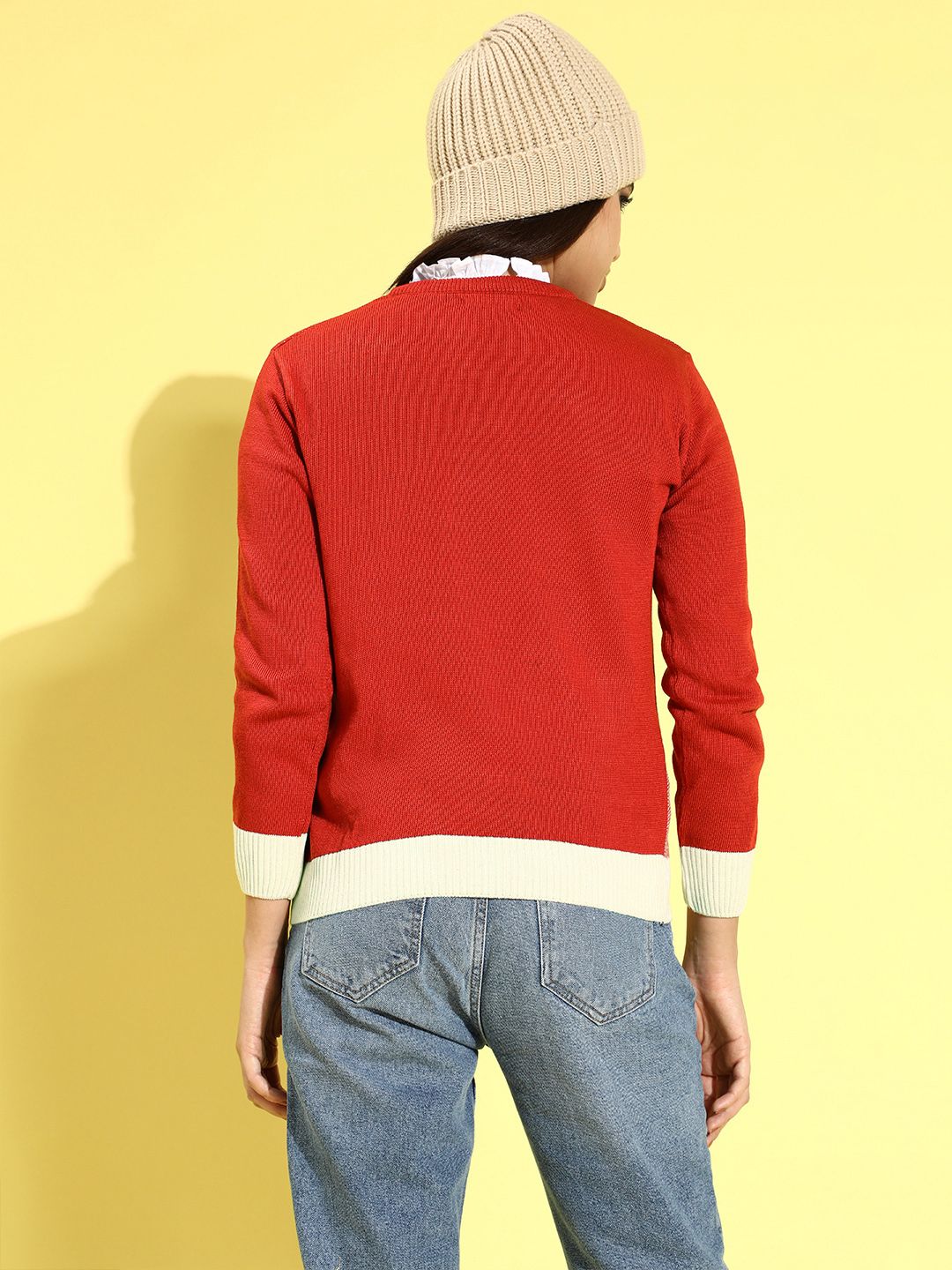 Gaya Wanita Quotient Red & White Printed Christmas Pullover