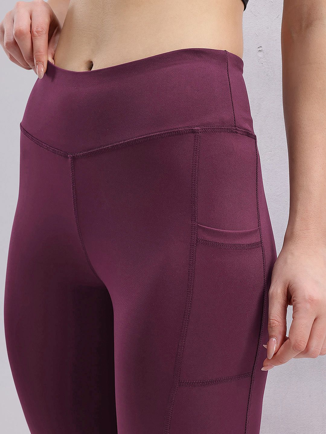 HRX by Hrithik Roshan Women Mid-Rise Rapid-Dry Yoga Tights