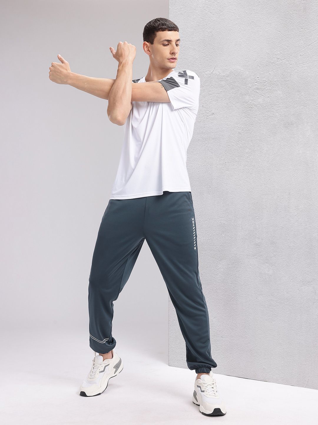HRX by Hrithik Roshan Men Rapid-Dry Training Joggers