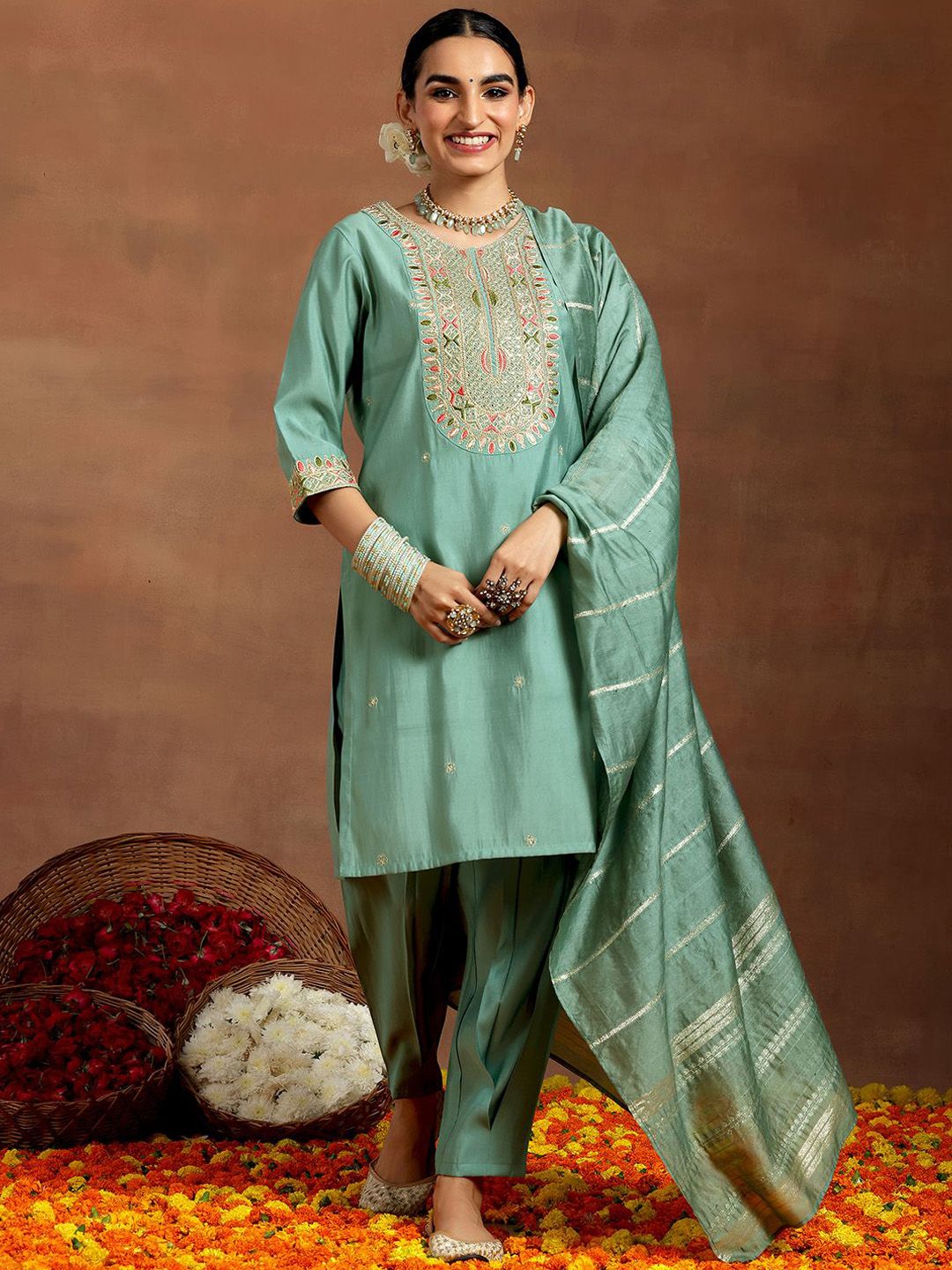 Libas Ethnic Motifs Embroidered Thread Work Straight Kurta with Trousers & With Dupatta