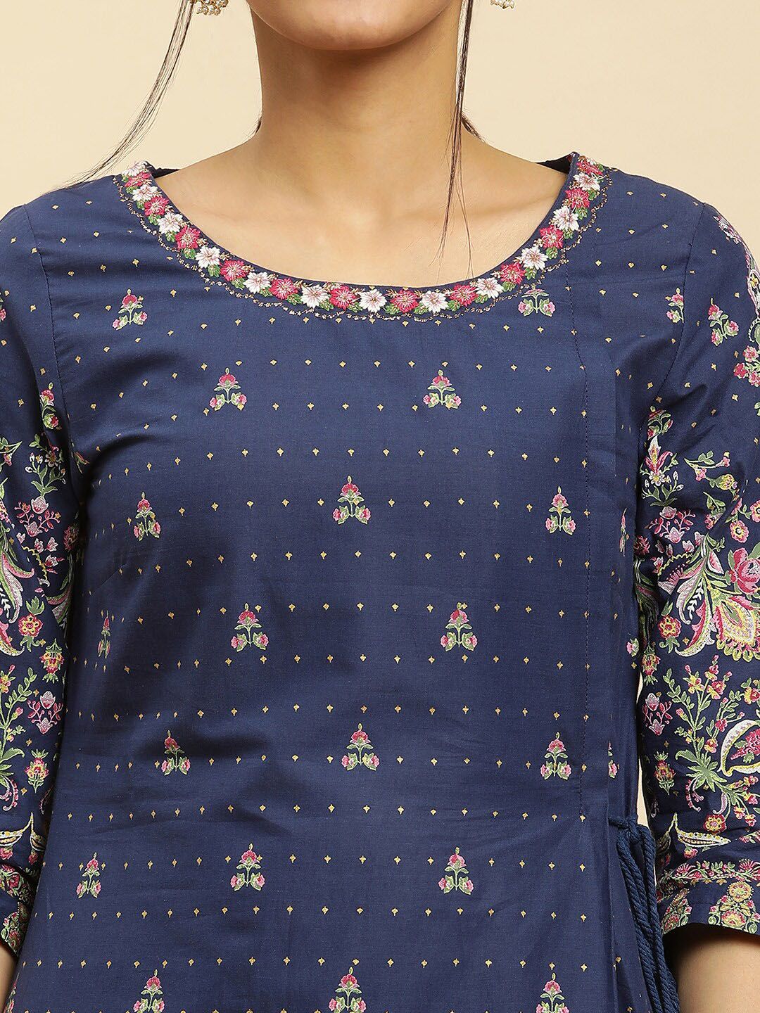 W Ethnic Motifs Printed Round Neck Pure Cotton Straight Kurta