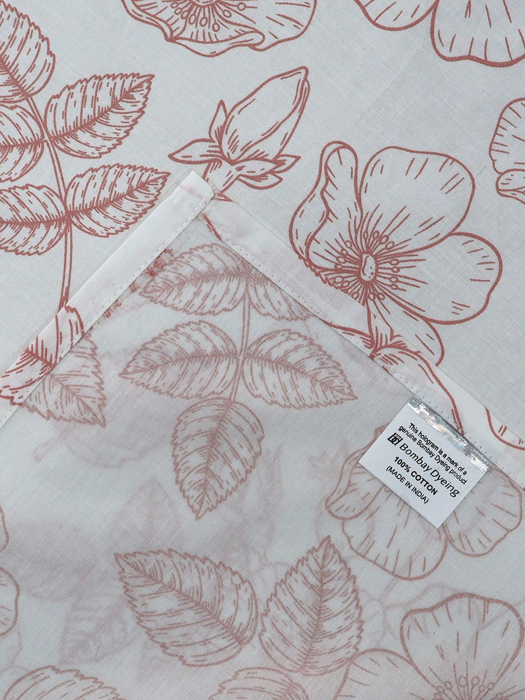 BOMBAY DYEING Vintage Pink Printed Pure Cotton 180 TC  Bedsheet Set 1.52 m X 2.28 m