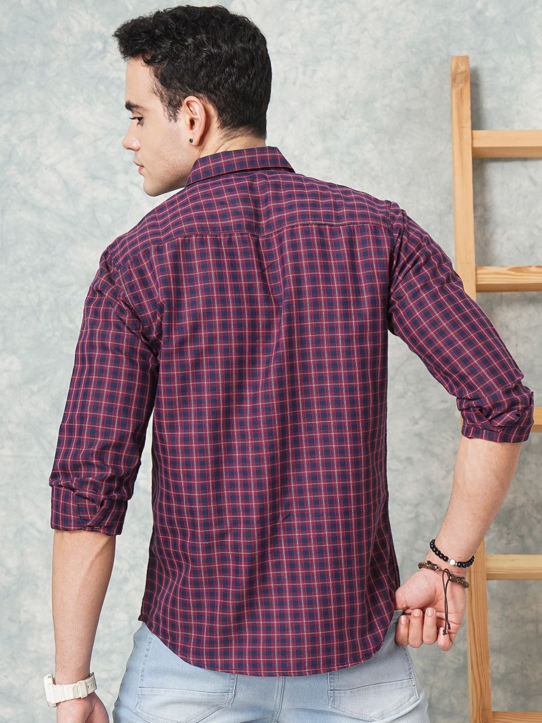 The Indian Garage Co Men Maroon & Navy Regular Fit Checked Casual Shirt